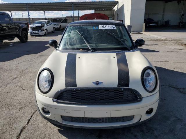 Photo 5 from auction – 2009 MINI COOPER with VIN WMWMF33569TW77040