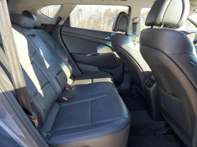 Photo 11 from auction – 2016 HYUNDAI TUCSON LIM with VIN KM8J33A21GU088861