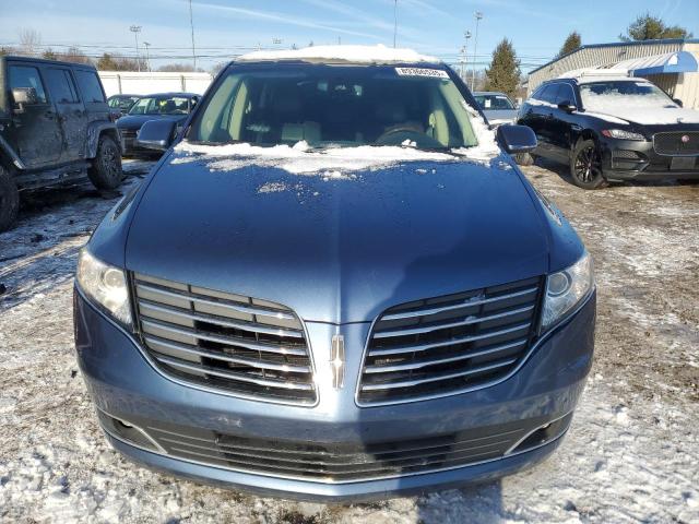 Photo 5 from auction – 2018 LINCOLN MKT with VIN 2LMHJ5AT8JBL00035