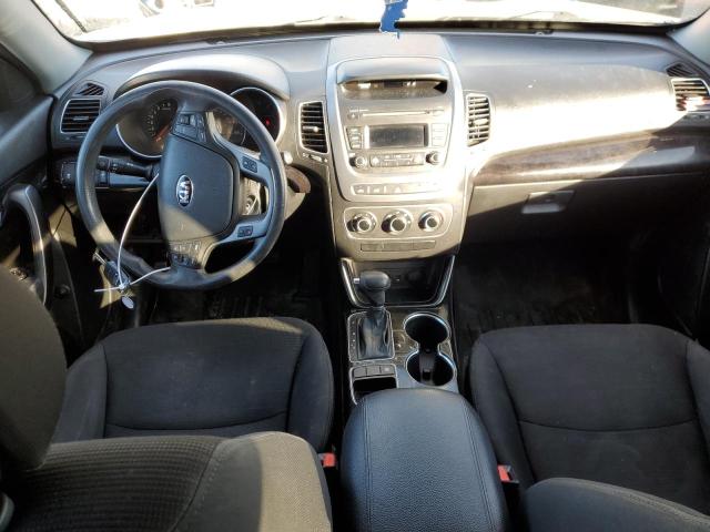 Photo 8 from auction – 2015 KIA SORENTO LX with VIN 5XYKTDA76FG605324