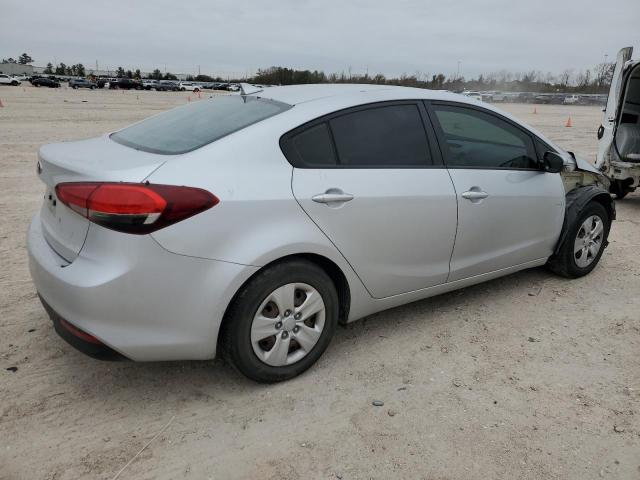 Photo 3 from auction – 2017 KIA FORTE LX with VIN 3KPFK4A79HE070008