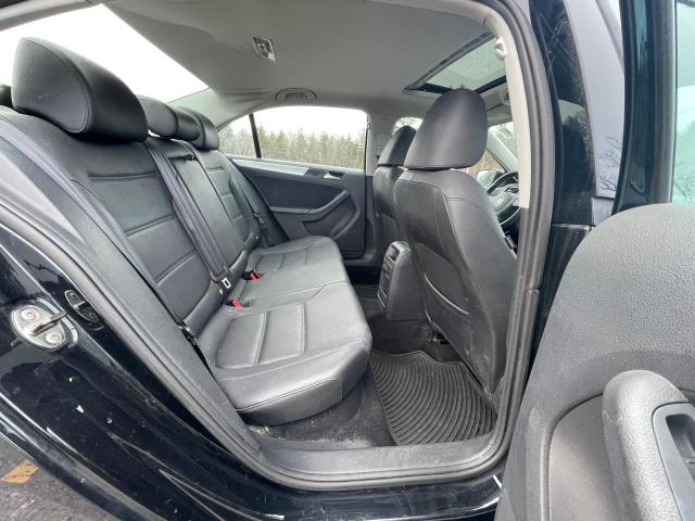 Photo 6 from auction – 2012 VOLKSWAGEN JETTA TDI with VIN 3VWLL7AJ6CM405881