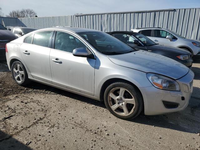 Photo 4 from auction – 2012 VOLVO S60 T5 with VIN YV1622FS5C2049111