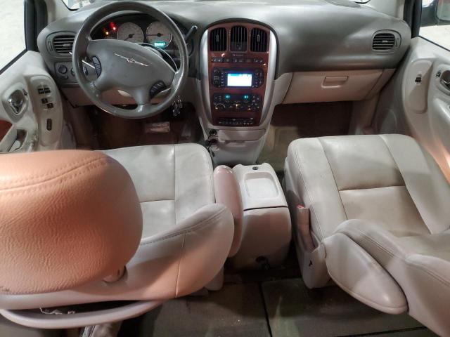Photo 8 from auction – 2007 CHRYSLER TOWN & COU with VIN 2A4GP64L77R160582