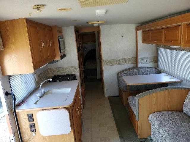 Photo 9 from auction – 2003 WORKHORSE CUSTOM CHASSIS MOTORHOME with VIN 5B4LP57G433366884