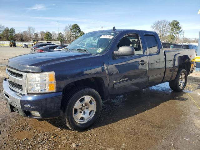 CHEVROLET SILVERADO 2011 with VIN 1GCRKSE3XBZ289418 - Photo from auction