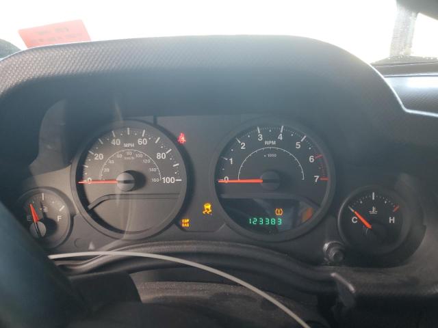 Photo 9 from auction – 2009 JEEP WRANGLER X with VIN 1J4FA24109L751692