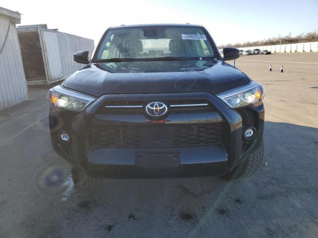 Photo 5 from auction – 2024 TOYOTA 4RUNNER SR with VIN JTEMU5JR2R6287346