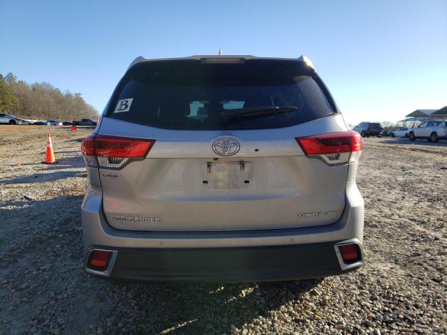 Photo 6 from auction – 2018 TOYOTA HIGHLANDER with VIN 5TDDZRFH4JS863102