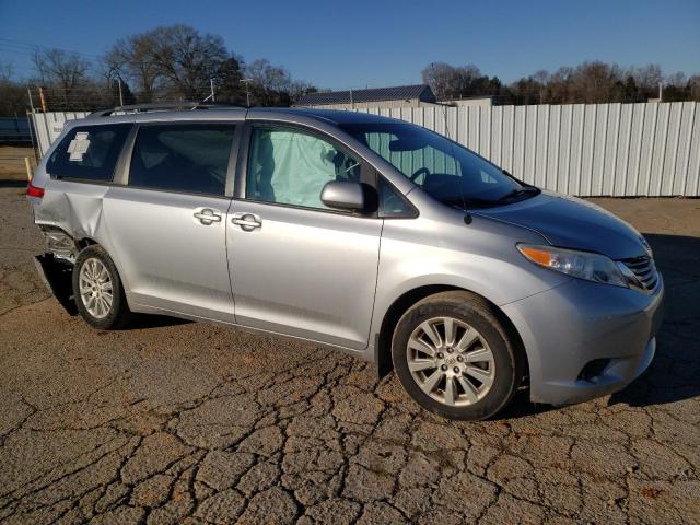 Photo 4 from auction – 2014 TOYOTA SIENNA LE with VIN 5TDJK3DC2ES085805