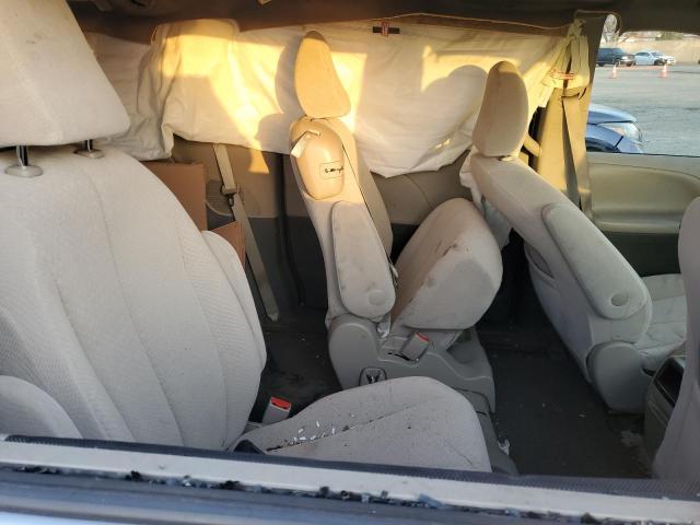 Photo 11 from auction – 2013 TOYOTA SIENNA LE with VIN 5TDKK3DC6DS295164