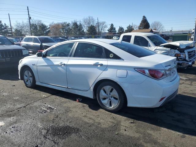Photo 2 from auction – 2015 HYUNDAI SONATA HYB with VIN KMHEC4A46FA133740