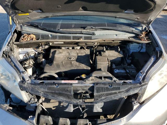 Photo 12 from auction – 2013 TOYOTA SIENNA LE with VIN 5TDKK3DC2DS395228
