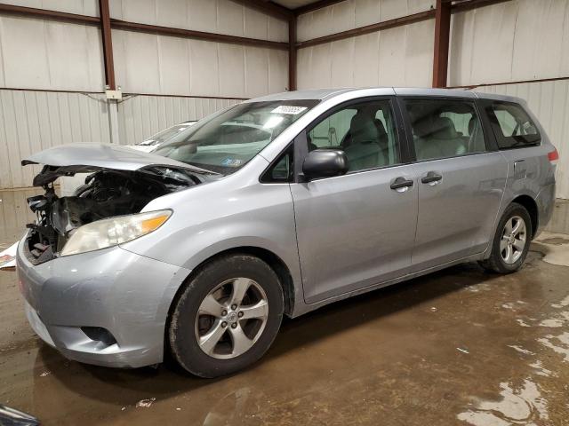 TOYOTA SIENNA 2011 with VIN 5TDZK3DCXBS049911 - Photo from auction