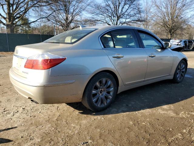 Photo 3 from auction – 2010 HYUNDAI GENESIS 3. with VIN KMHGC4DE7AU075237