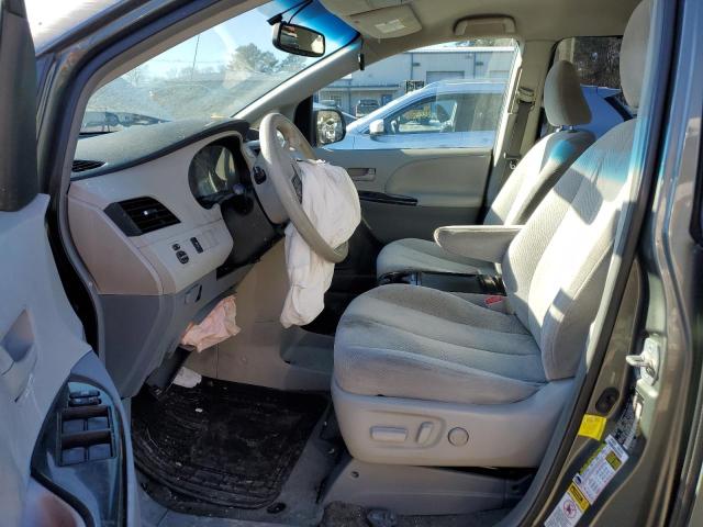 Photo 7 from auction – 2013 TOYOTA SIENNA LE with VIN 5TDKK3DC3DS282257