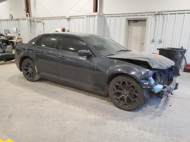 Photo 4 from auction – 2019 CHRYSLER 300 S with VIN 2C3CCABG3KH697526