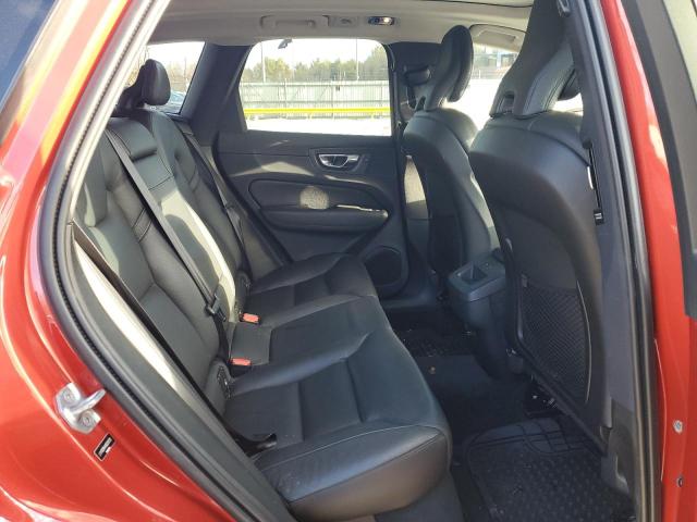 Photo 11 from auction – 2019 VOLVO XC60 T5 with VIN LYV102RK4KB234720
