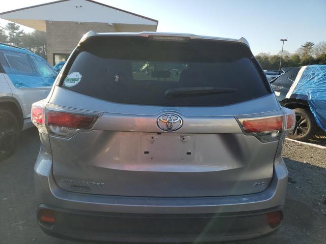 Photo 6 from auction – 2016 TOYOTA HIGHLANDER with VIN 5TDBKRFH2GS260413