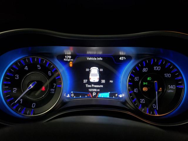 Photo 9 from auction – 2015 CHRYSLER 300C with VIN 2C3CCAEG9FH739506