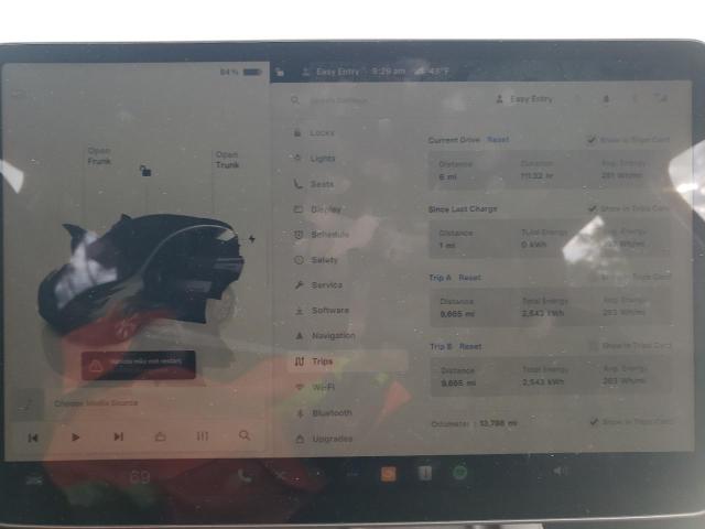 Photo 9 from auction – 2023 TESLA MODEL Y with VIN 7SAYGDEE2PA085994