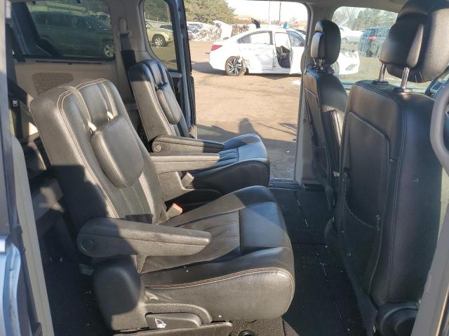 Photo 11 from auction – 2016 CHRYSLER TOWN & COU with VIN 2C4RC1BG2GR283936