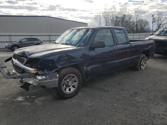 CHEVROLET SILVERADO 2005 with VIN 2GCEC19V451105623 - Photo from auction