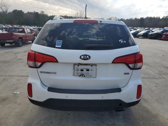 Photo 6 from auction – 2015 KIA SORENTO LX with VIN 5XYKT3A69FG657984