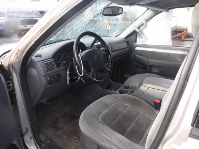 Photo 5 from auction – 2004 FORD EXPLORER X with VIN 1FMZU73K84ZA06966