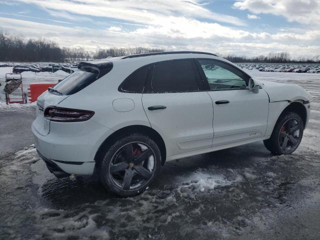 Photo 3 from auction – 2017 PORSCHE MACAN GTS with VIN WP1AG2A53HLB50876
