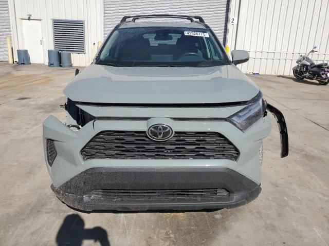 Photo 5 from auction – 2022 TOYOTA RAV4 XLE with VIN 2T3W1RFV4NW211316