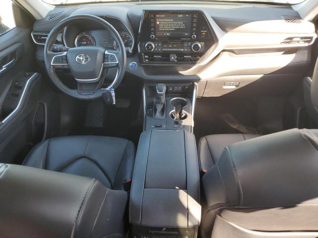 Photo 8 from auction – 2022 TOYOTA HIGHLANDER with VIN 5TDGBRCH5NS558171