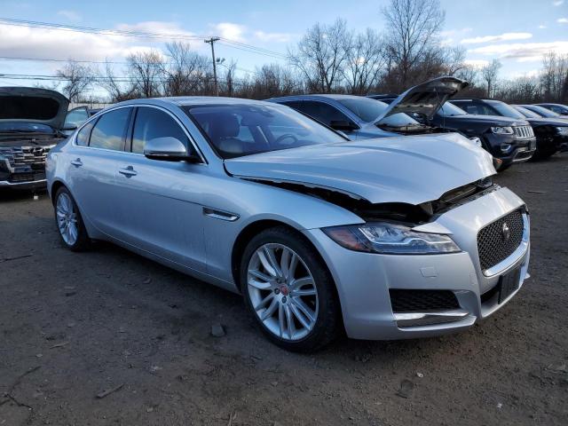 Photo 4 from auction – 2016 JAGUAR XF PRESTIG with VIN SAJBK4BV7GCY16202