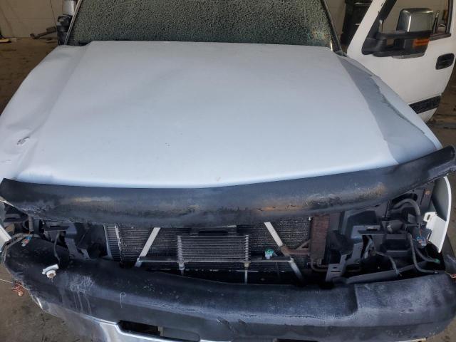 Photo 11 from auction – 2005 CHEVROLET SILVERADO with VIN 1GCHK23U45F917485
