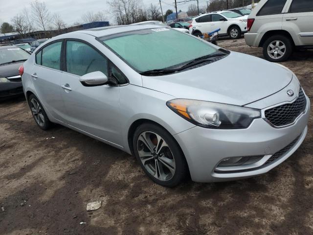 Photo 4 from auction – 2016 KIA FORTE EX with VIN KNAFZ4A86G5472578