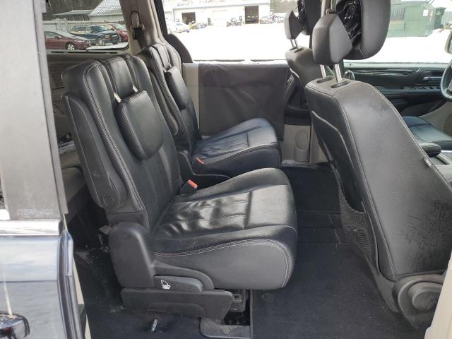 Photo 11 from auction – 2013 CHRYSLER TOWN & COU with VIN 2C4RC1BGXDR778686