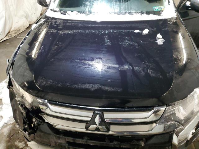 Photo 12 from auction – 2018 MITSUBISHI OUTLANDER with VIN JA4AZ3A34JZ057684