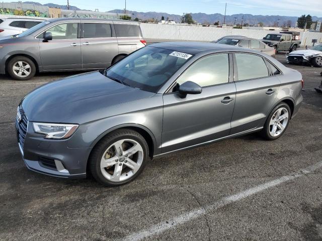 AUDI A3 PREMIUM 2018 with VIN WAUAUGFF0J1069647 - Photo from auction