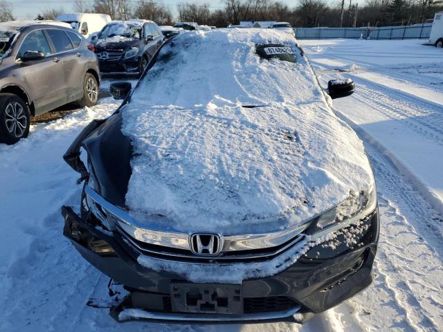 Photo 5 from auction – 2017 HONDA ACCORD EX with VIN 1HGCR2F07HA023952