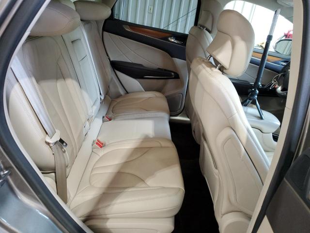 Photo 11 from auction – 2017 LINCOLN MKC SELECT with VIN 5LMCJ2C9XHUL62608