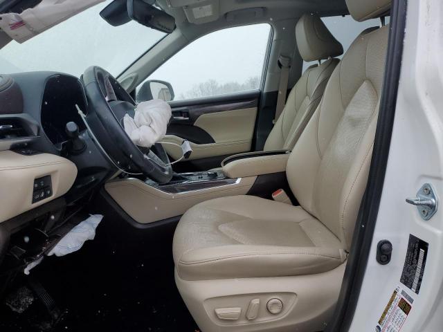 Photo 7 from auction – 2021 TOYOTA HIGHLANDER with VIN 5TDDZRBH8MS124924