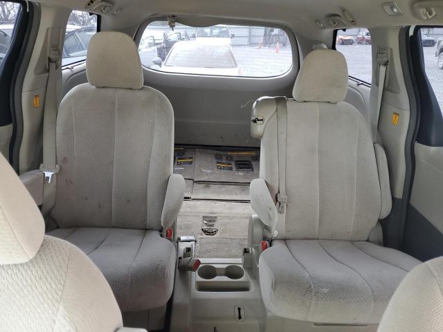 Photo 10 from auction – 2013 TOYOTA SIENNA LE with VIN 5TDKK3DC6DS310939