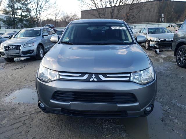 Photo 5 from auction – 2014 MITSUBISHI OUTLANDER with VIN JA4AZ3A33EZ003606