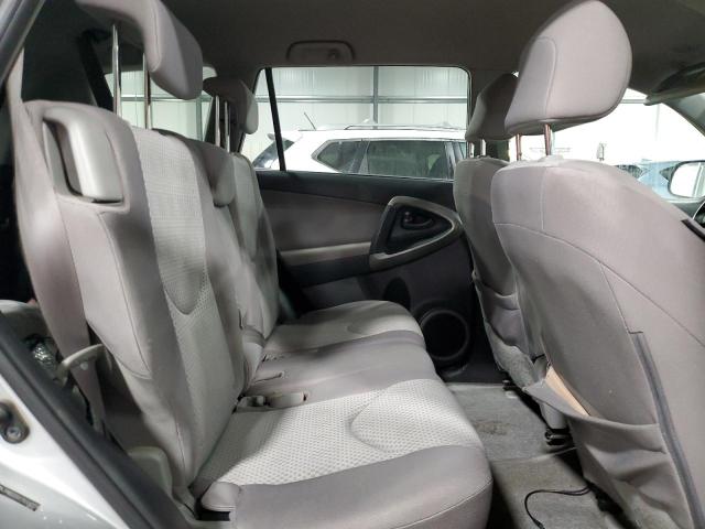 Photo 11 from auction – 2007 TOYOTA RAV4 with VIN JTMBD33V875064337