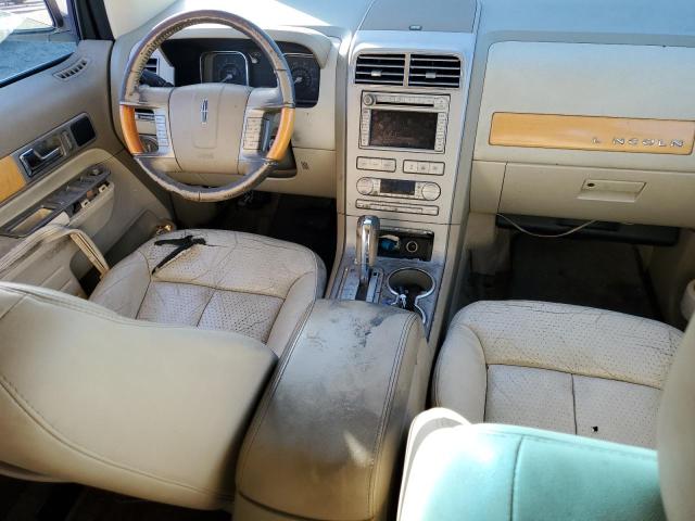 Photo 8 from auction – 2007 LINCOLN MKX with VIN 2LMDU88C17BJ33880