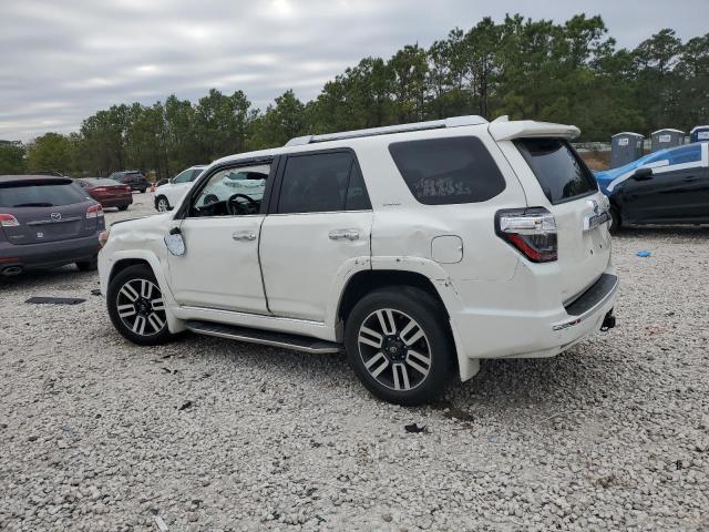 Photo 2 from auction – 2018 TOYOTA 4RUNNER SR with VIN JTEZU5JR3J5178409