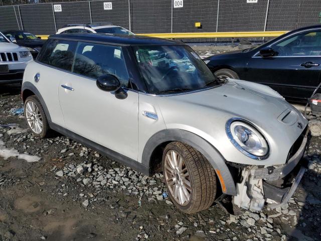 Снимка 4 от търг – 2015 MINI COOPER S с VIN WMWXP7C58F2A34470