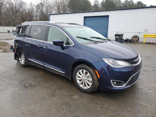 Photo 4 from auction – 2018 CHRYSLER PACIFICA T with VIN 2C4RC1EG0JR193106