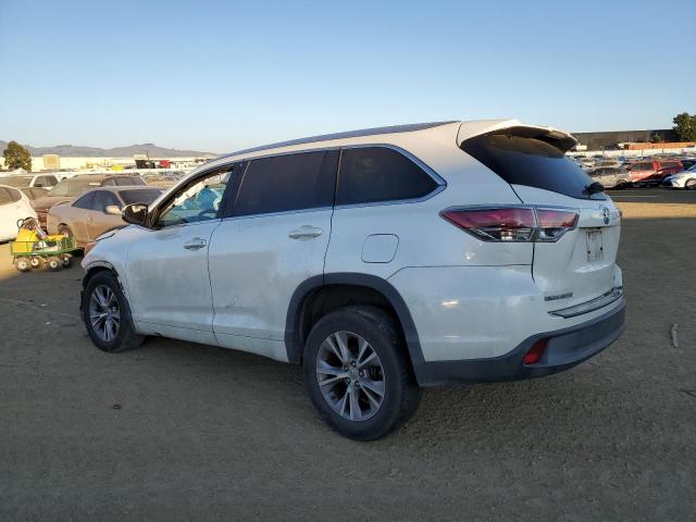 Photo 2 from auction – 2014 TOYOTA HIGHLANDER with VIN 5TDKKRFH3ES033695