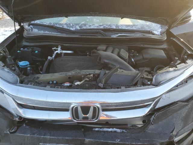 Photo 12 from auction – 2022 HONDA PILOT TOUR with VIN 5FNYF6H60NB100721